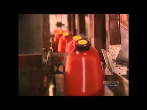 How It's Made - S01 E11 P02 (Plastic Gasoline Containers, Hockey Sticks)