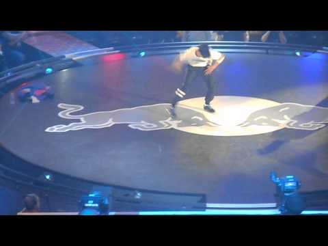 Red Bull Bc One 2014 : Bboy Blond vs Menno