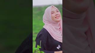 Download lagu SHOLLU ALA NURILLADZI | NAZWA MAULIDIA #nazwamaulidia #sholawat #sholawatviral  #shorts mp3