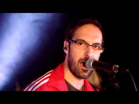 Pump Up The 90s!  Tribute band Theme Nights/Parties Hire from www.gartson-entertainment.co.uk