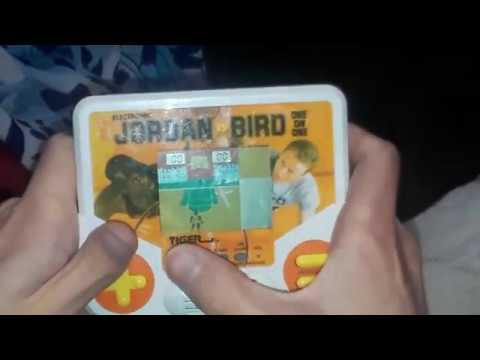 Jordan vs  Bird One on One Tiger Electronics Handheld LCD Game
