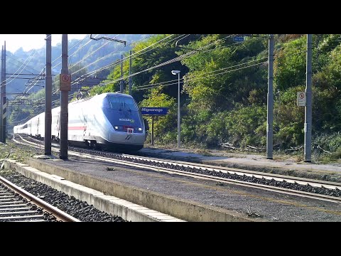 (INTRO) Treni in transito a tutta velocità in quell'autunno a Mignanego