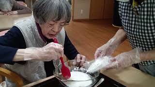 動画のサムネイル