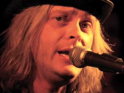 ELVIS LEV.m4v by "Roots'n'Boots