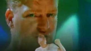 Erasure A Little Respect (Official Video)