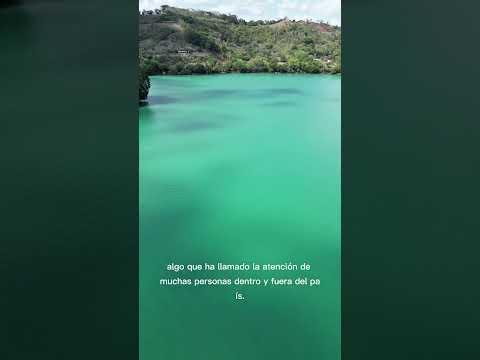 laguna de apastepeque, san Vicente, que color de agua por Dios!!!