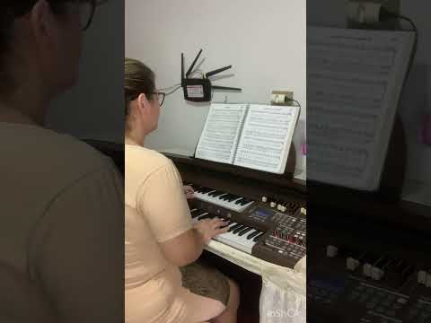 (Hinos CCB) 140 Sou feliz tocado no órgão Tokai MD-750s