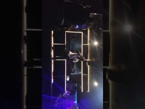 Lova Bernard stage performance for "Clothes off"