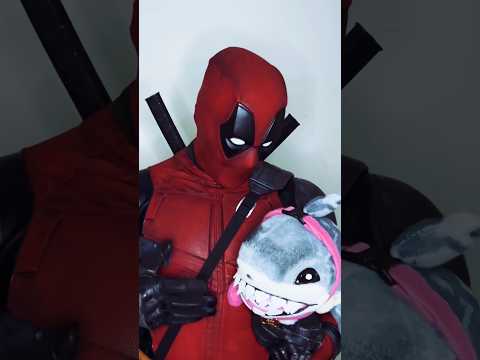 HOW TO RELAX with Deadpool and Jeff! THX@Froynlaven1 for permission & @Voxyditchofficial ???