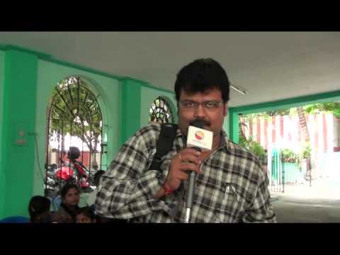 Actor Sriman Wishes Happy New Year 2014