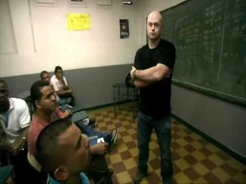 Ross Kemp - Die gefährlichsten Gangs der Welt - Kolumbien (Teil 2)