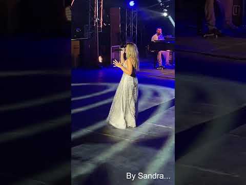 Νατάσσα Μποφίλιου - Όλα είναι μπροστά Live!