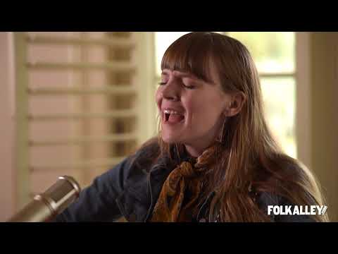 Folk Alley Sessions at 30A: Courtney Marie Andrews - "Rough Around the Edges"