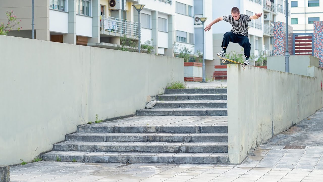 KAFÜ el nuevo vídeo de TANGRAM