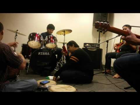 Jamming caliph Buskers & Friends