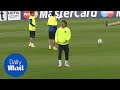 Sensational Messi demonstrates talented skills during training - Daily Mail
