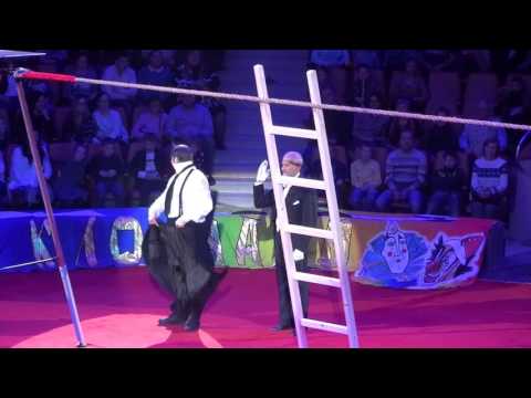 Davis Vassallo. Bouncing Rope at 8th World Festival of Clowns in Yekaterinburg. Anatoly Marchevsky