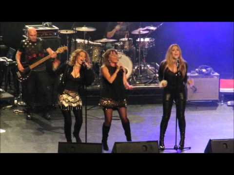 Chantoozies - RIver Deep, Mountain High (excerpt) - live in Sydney 6th Feb 2016