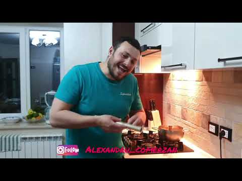 Honey cake (Medovik)