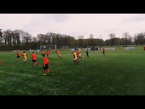 CVV Achilles F2 in actie tegen KVV Losser