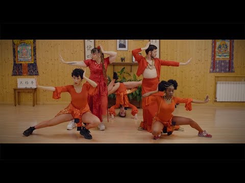 Glitch Gyals | Jirafa Rey x Lapili - TAICHICHI