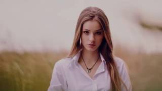 Download lagu Vina Panduwinata - Rasa Sayang Itu Ada (with lyrics) mp3