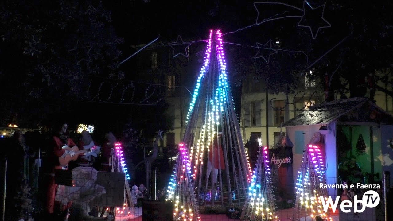 Una favola per raccontare il significato del Natale in piazza Lanzoni