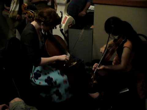 HOT hall way jam with Emma Beaton & Tatiana Hargreaves ~ Fiddletunes 09