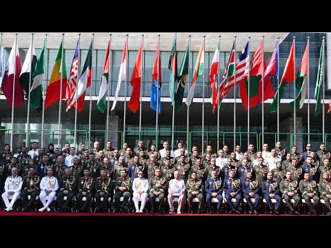 কোর্স–২০২৫ গ্র্যাজুয়েশন সনদ বিতরণ অনুষ্ঠানে প্রধান উপদেষ্টা