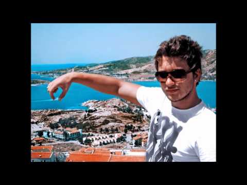 Video thumbnail for Sana Göre Değil