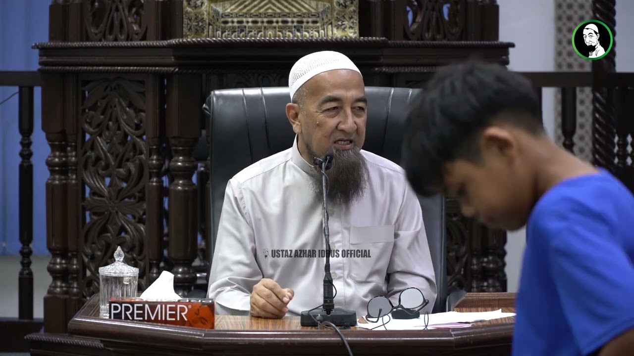 Hukum Makan Guna Tangan Kiri - Ustaz Azhar Idrus
