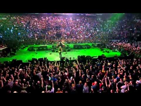 Video thumbnail for Enter Sandman [Quebec Magnetic - Live]