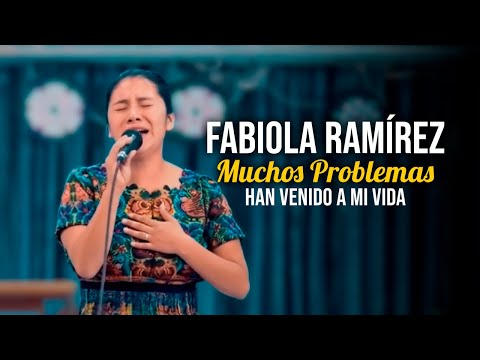 Muchos Problemas Han Venido A Mi Vida - Fabiola Ramirez / En Vivo