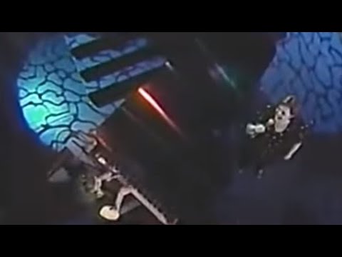 JUSTIN BOULET & MANON BRUNET 🎤🎤 Les Yeux Du Coeur 🎶 (Live à Montréal + Flashback sur 1990) 1995