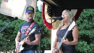I'm Coming Over - The Mother Truckers Live @ Tuesday Plaza Concert Series Healdsburg, CA 8-16-16