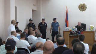 Սկսվել է Բագրատ արքեպիսկոպոս Գալստանյանի և Սրբազան պայքարի 17 անդամների դատավարությունը