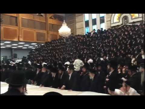 HaRav Moshe Shternbuch Kabolas Ponim At Satmar Kiryas Joel