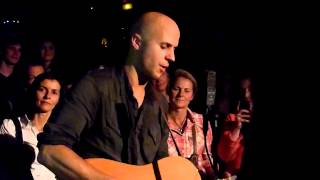 Milow - My Mother's House (acoustic in the crowd) @ Le New Morning (Paris)