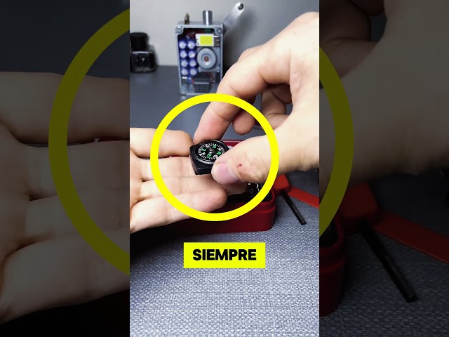 Vídeo relacionado con Kit de Supervivencia, Survival Kit 88 en 1 es la Mejor Herramienta de Supervivencia para los supervivientes Salvajes e Ideal para Las Aventuras de Acampada al Aire Libre