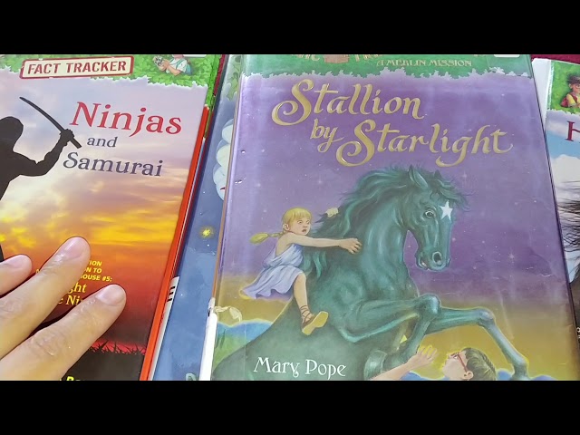 Vídeo relacionado con Foblit ltd Treehouse Series 11-14 Colección 4 Libros de Andy Griffiths (La guía de la casa del árbol, La casa del árbol de 169 Pisos, La casa del árbol de 156 Pisos y La casa del árbol de 143 Pisos)