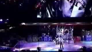 Aerosmith - Drop Dead Gorgeous [live]