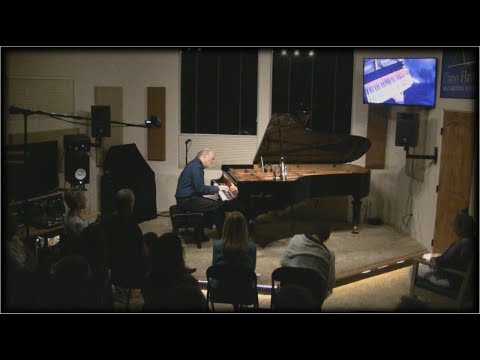 David Nevue - "How Great Thou Art" - Performed Live at Piano Haven (Sedona)