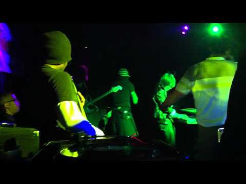 Laid Blak Live - Start the show @Hootananny Brixton