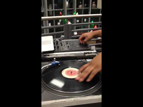 DJ BEBO Scratching Session inside LA FITNESS