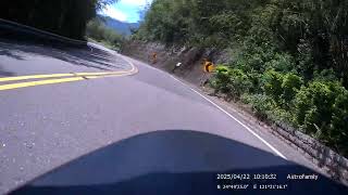 [閒聊] 山路遇到狗要小心注意