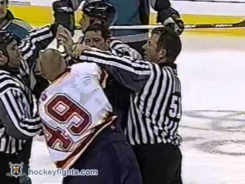 Owen Nolan vs Lance Ward Nov 16, 2002