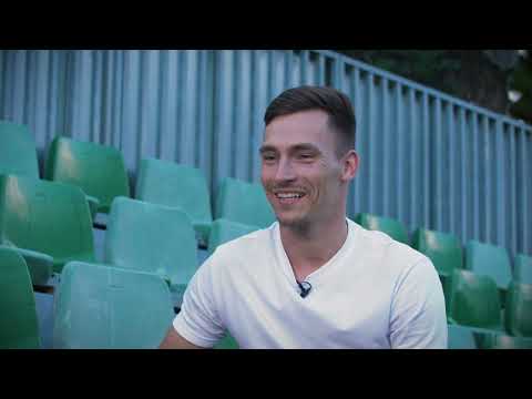 Portret julija - Luka Kerin