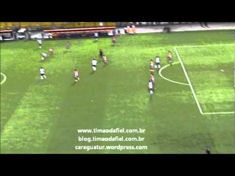 Linda jogada do Emerson - Corinthians 2 x 0 Nacional PAR