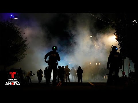 Las noticias de la mañana, lunes 6 de octubre de 2025 | Noticias Telemundo