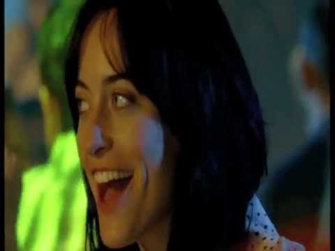 Linda Messerklinger e Elio Germano - Faccia d'angelo - Primo incontro